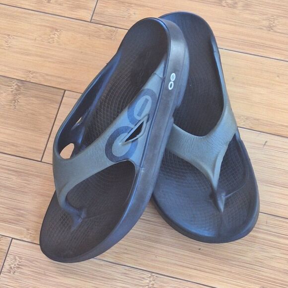 OOFOS OOriginal Sport Recovery Sandals Unisex Tactical Green Men's 9 Women's 11 - Picture 1 of 12